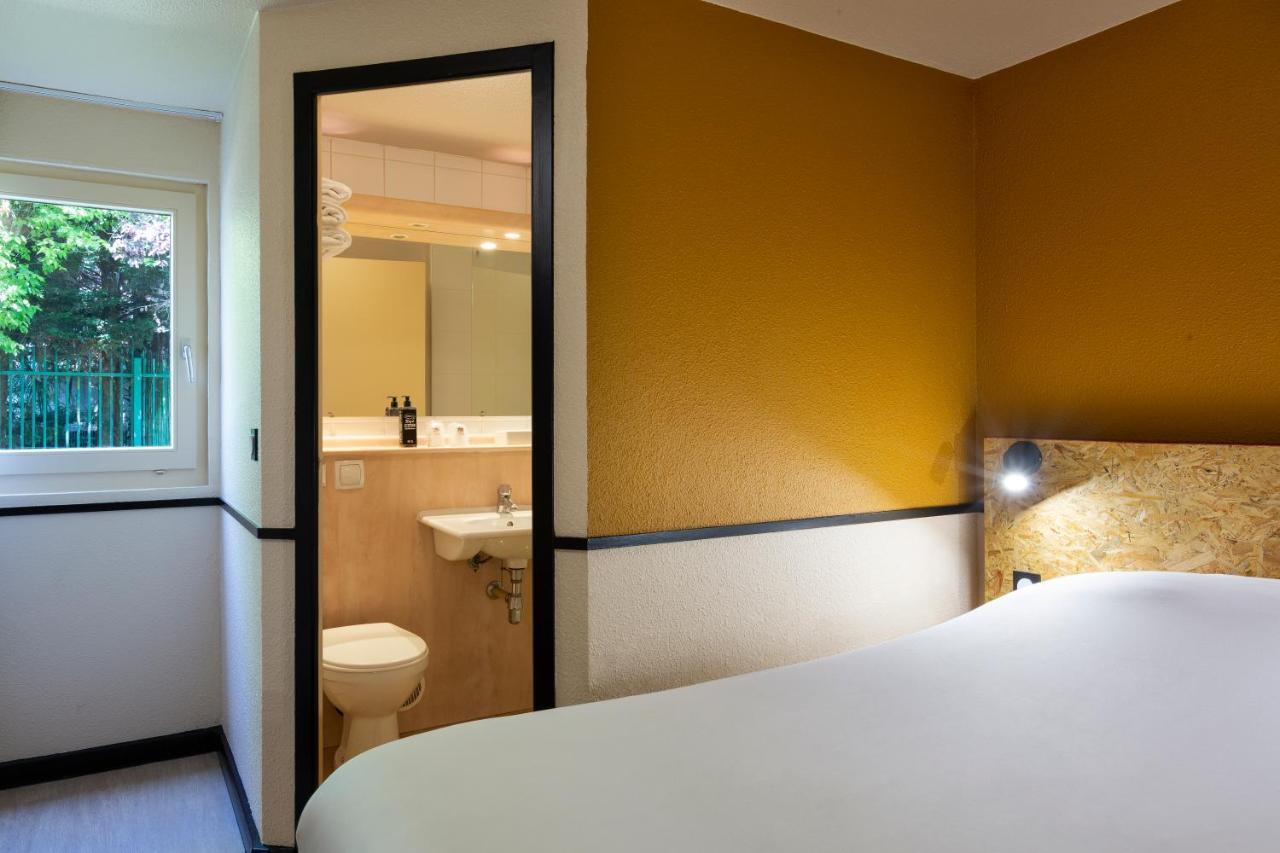 Greet Hotel Villeneuve La Garenne - Renove מראה חיצוני תמונה