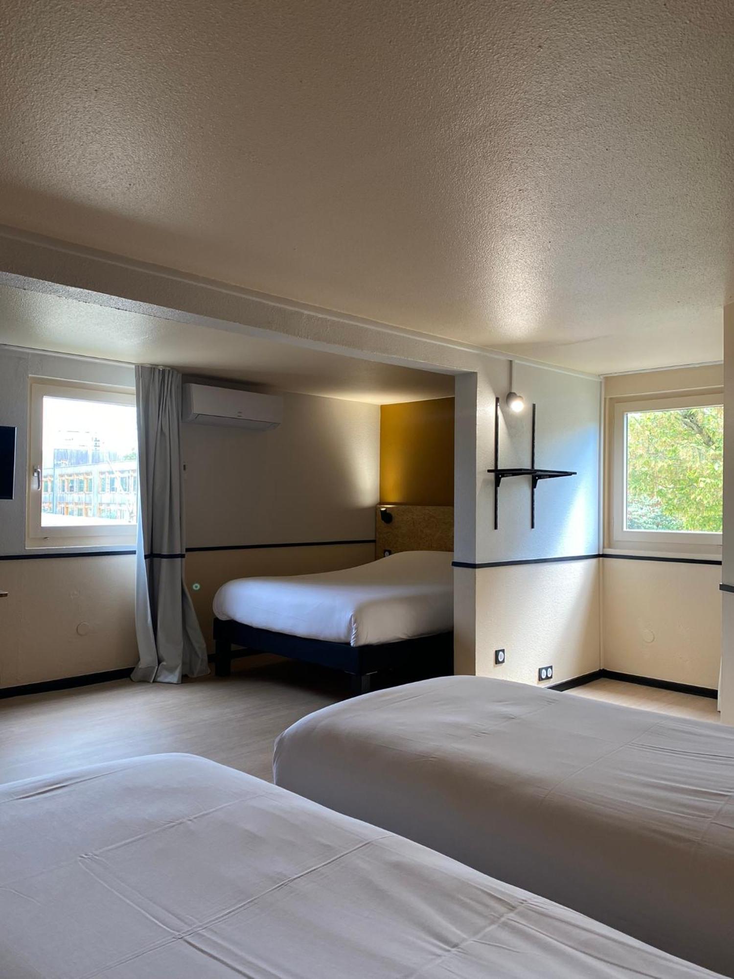 Greet Hotel Villeneuve La Garenne - Renove מראה חיצוני תמונה