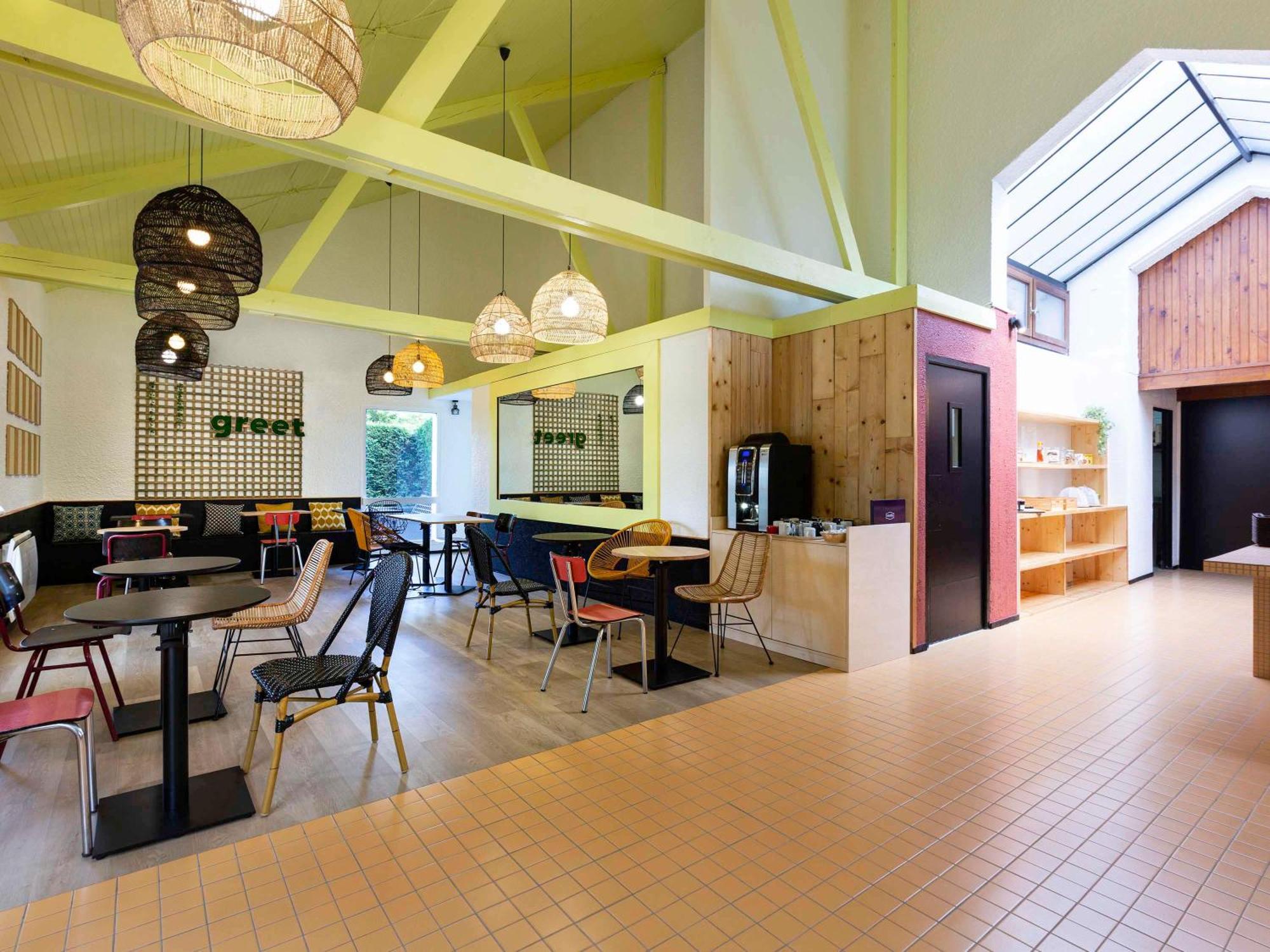 Greet Hotel Villeneuve La Garenne - Renove מראה חיצוני תמונה