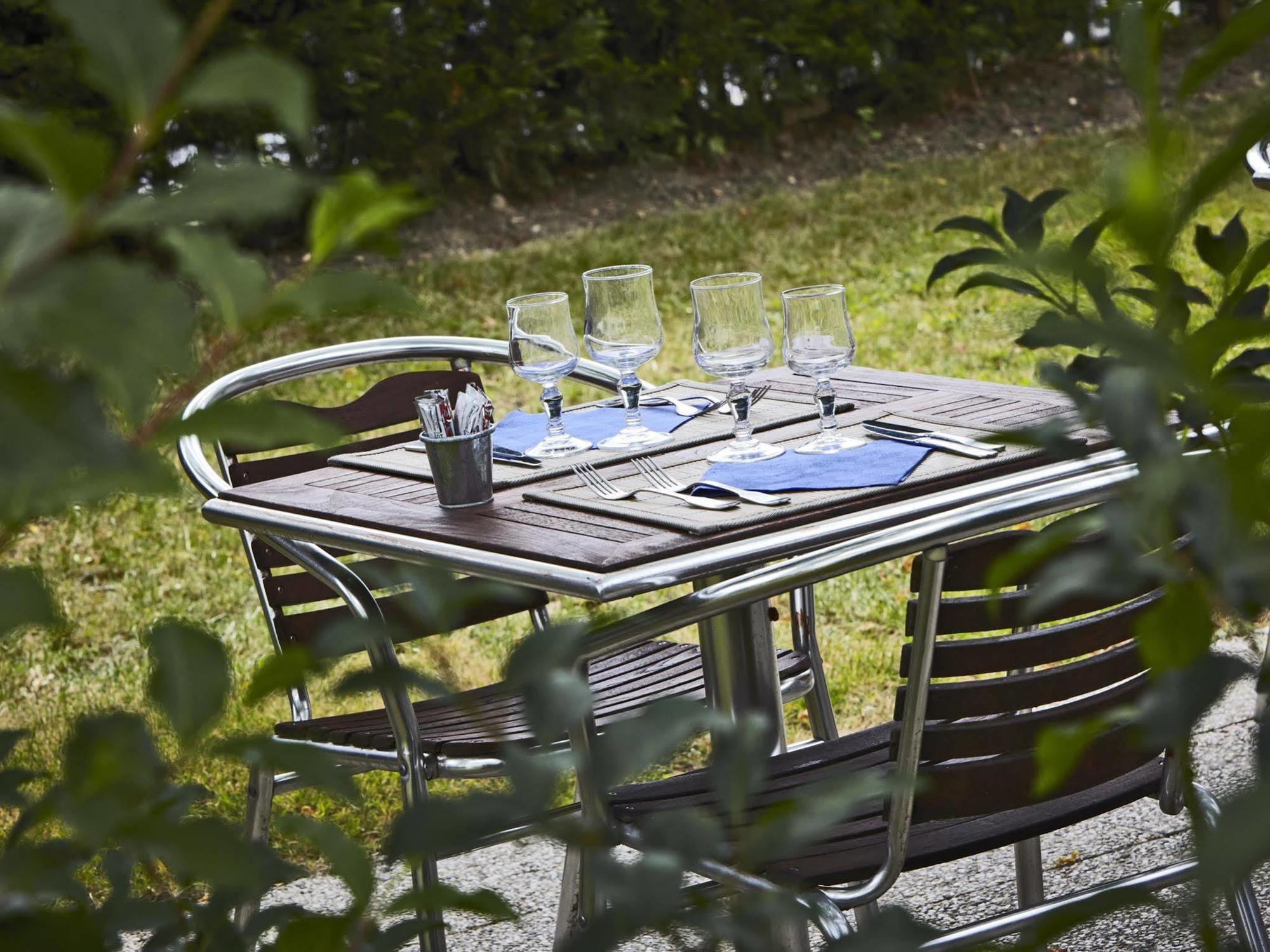 Greet Hotel Villeneuve La Garenne - Renove מראה חיצוני תמונה