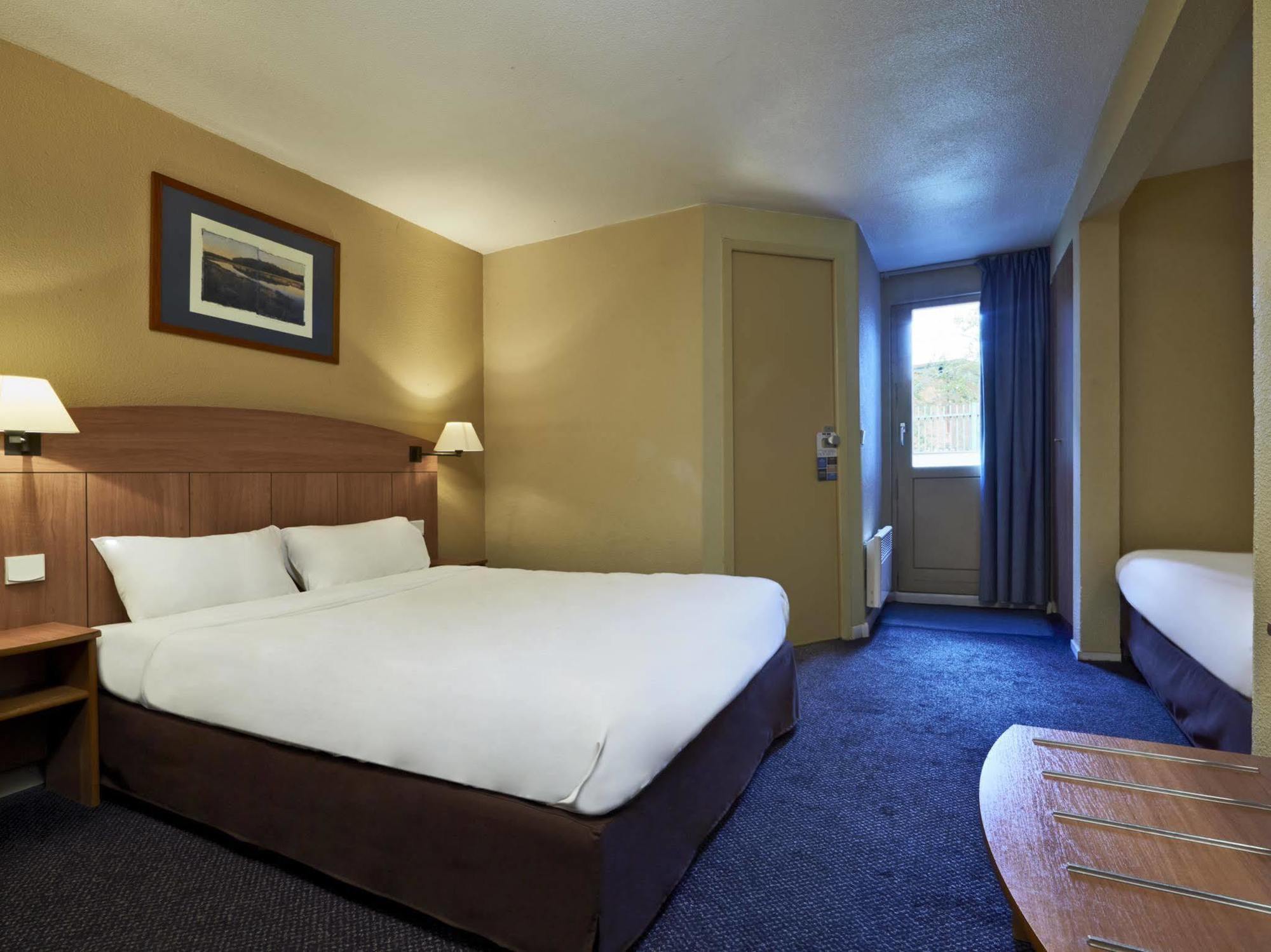 Greet Hotel Villeneuve La Garenne - Renove מראה חיצוני תמונה